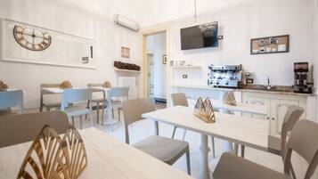 Free daily local cuisine breakfast