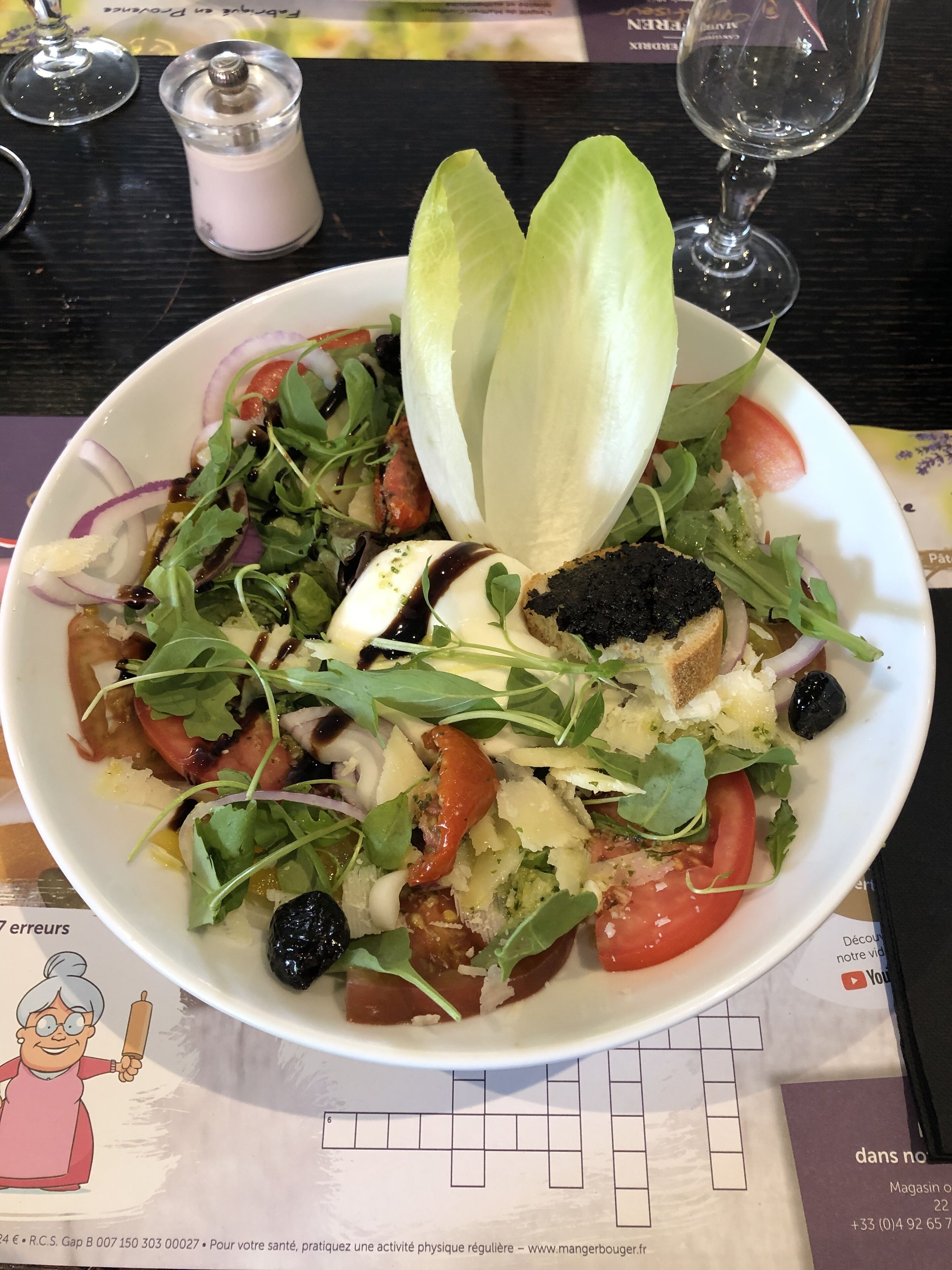 lunch and dinner served