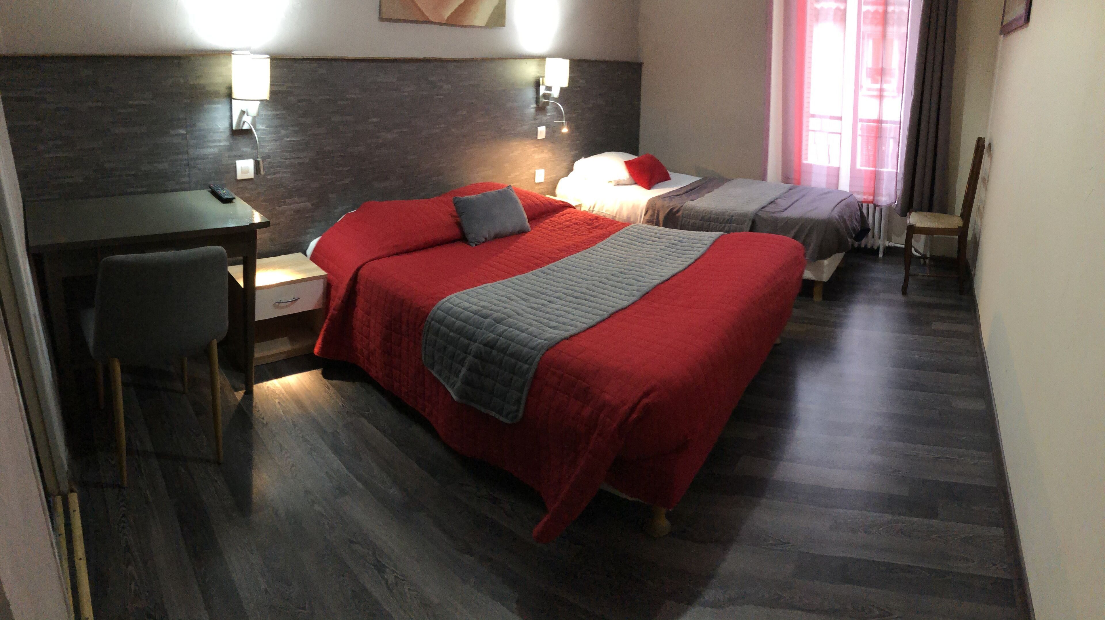 Decoración personalizada, muebles diferentes y escritorio 