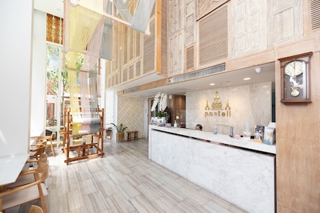 Reception. Pastell Oldtown Chiang Mai