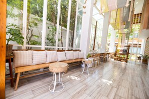 Lobby - Pastell Oldtown Chiang Mai (Chiang Mai)