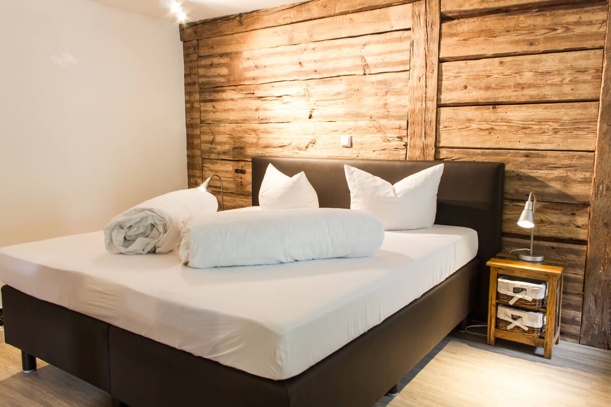Apartment, Multiple Beds, Non Smoking | Hypo-allergenic bedding, free WiFi