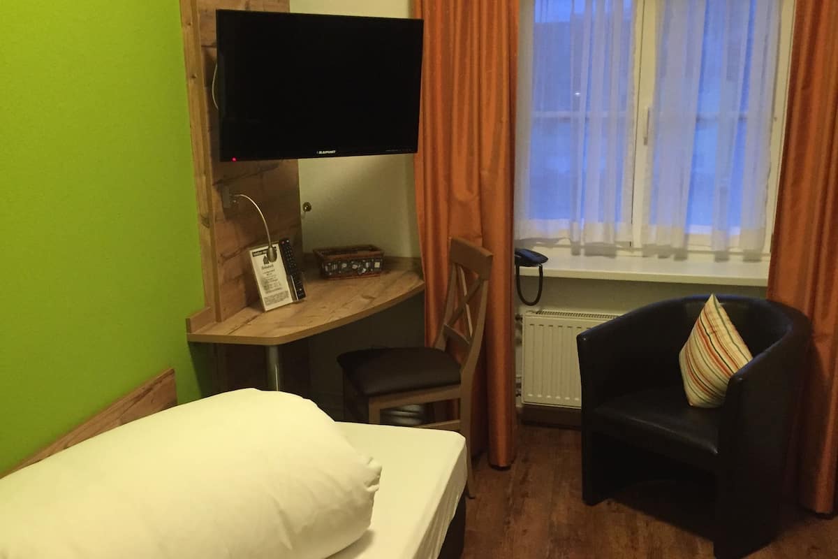 Single Room, 1 Single Bed, Non Smoking | Hypo-allergenic bedding, free WiFi