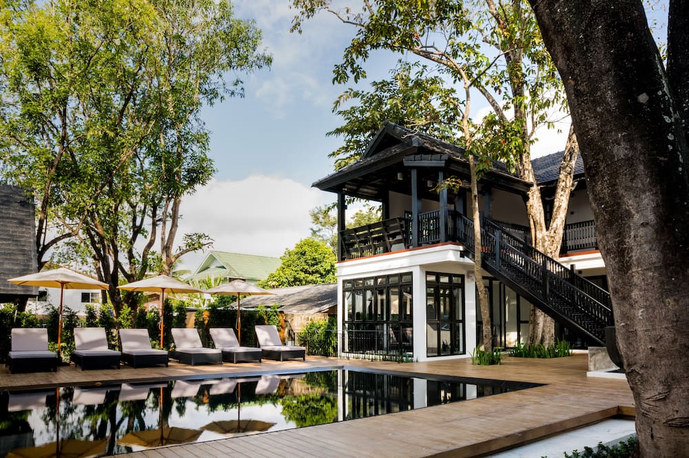 MORA Boutique Hotel