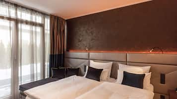 1 habitaciĂłn y artĂculos del minibar gratis