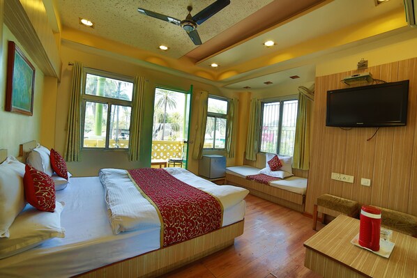 Deluxe AC Rooms with Balcony