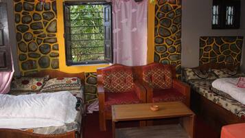 Basic Double Room | Free WiFi