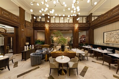 阿馬德里亞公園首都飯店