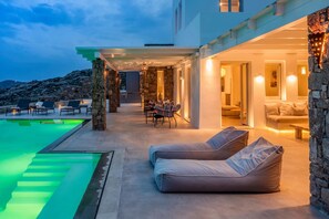 Outdoor pool - Villa Epic Twin (Mykonos)