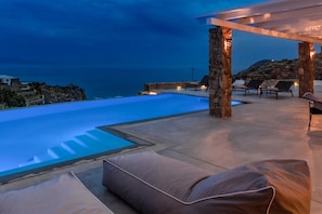 Outdoor pool - Villa Epic Twin (Mykonos)