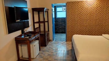 Signature Tent | 1 bedroom, in-room safe, soundproofing, free WiFi