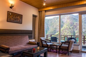 Maisonnette | Woonruimte | Flatscreentelevisie