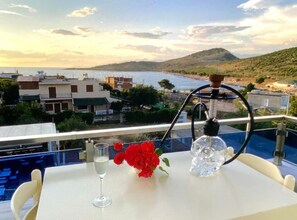Family Room, Balcony | Balcony