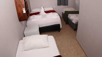 Minibar, cortinas blackout, wifi gratis y ropa de cama