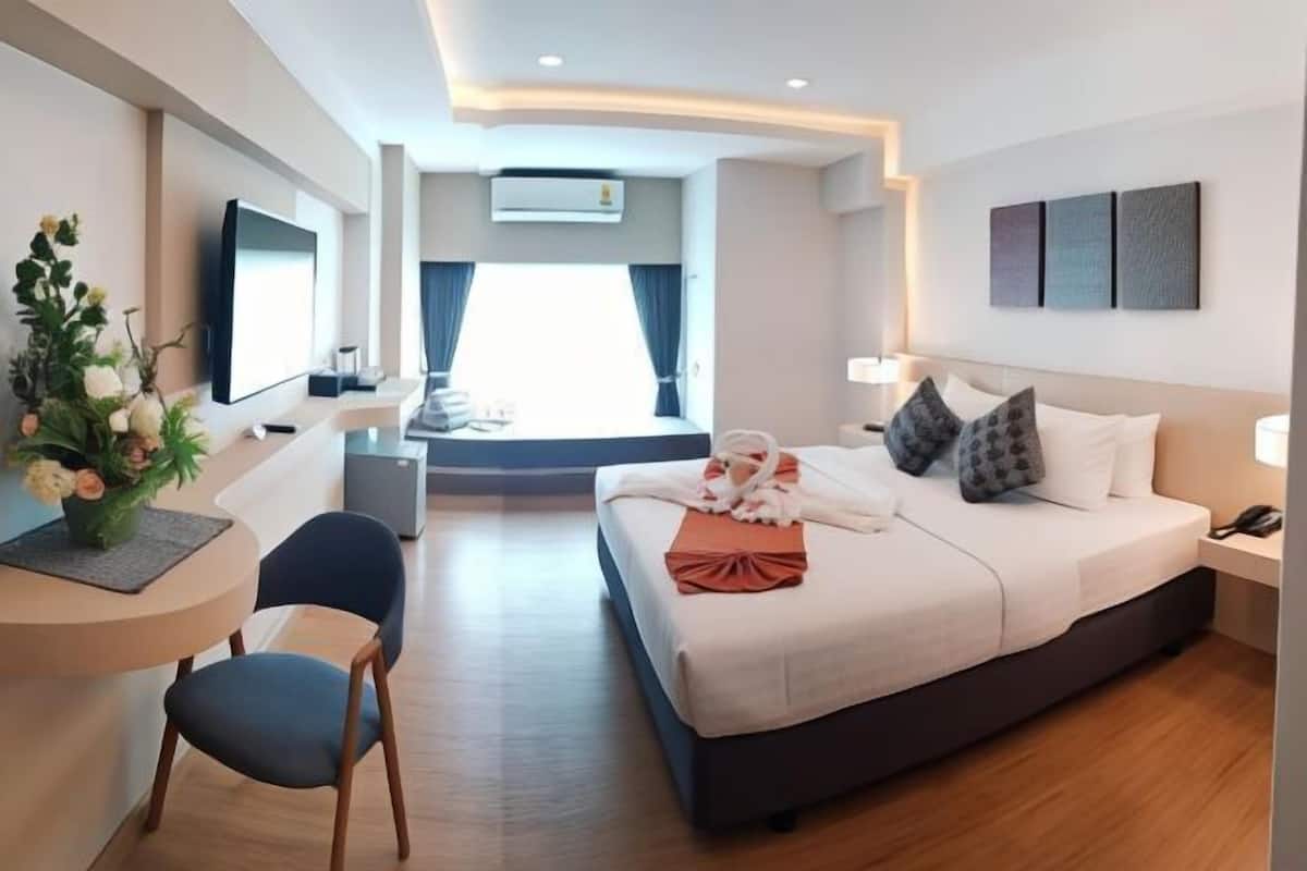 In-room safe, desk, laptop workspace, blackout curtains