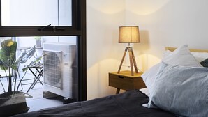Deluxe Apartment, 1 Bedroom | 1 bedroom, in-room safe, iron/ironing board, WiFi (free) - Chic Apartment in the Best Pocket of Brunswick (Brunswick)