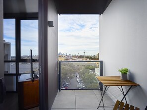 Deluxe Apartment, 1 Bedroom | Balcony - Chic Apartment in the Best Pocket of Brunswick (Brunswick)