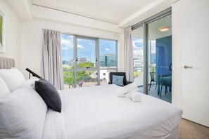 Superior Condo, 4 Bedrooms - Experience Inner City Living With Luxury Amenities (Bowen Hills)