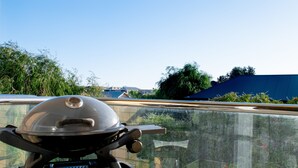 Unclassified image, 2 of 15, button - Beachside Living in Light Filled Apartment (Glenelg South)