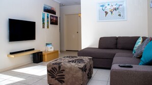 Unclassified image, 4 of 15, button - Beachside Living in Light Filled Apartment (Glenelg South)