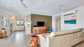 Superior Condo, 4 Bedrooms | Living room | LED TV