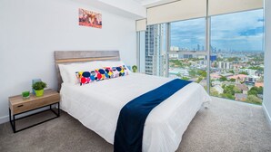 Superior Condo, 4 Bedrooms - Luxury Facilities near Seaworld and Surfers (Southport)