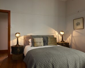 Condo supérieur, 4 chambres | 4 chambres, coffre-fort pour ordinateur portable