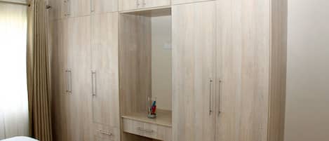 Family Apartment, Multiple Beds, Non Smoking, Garden View