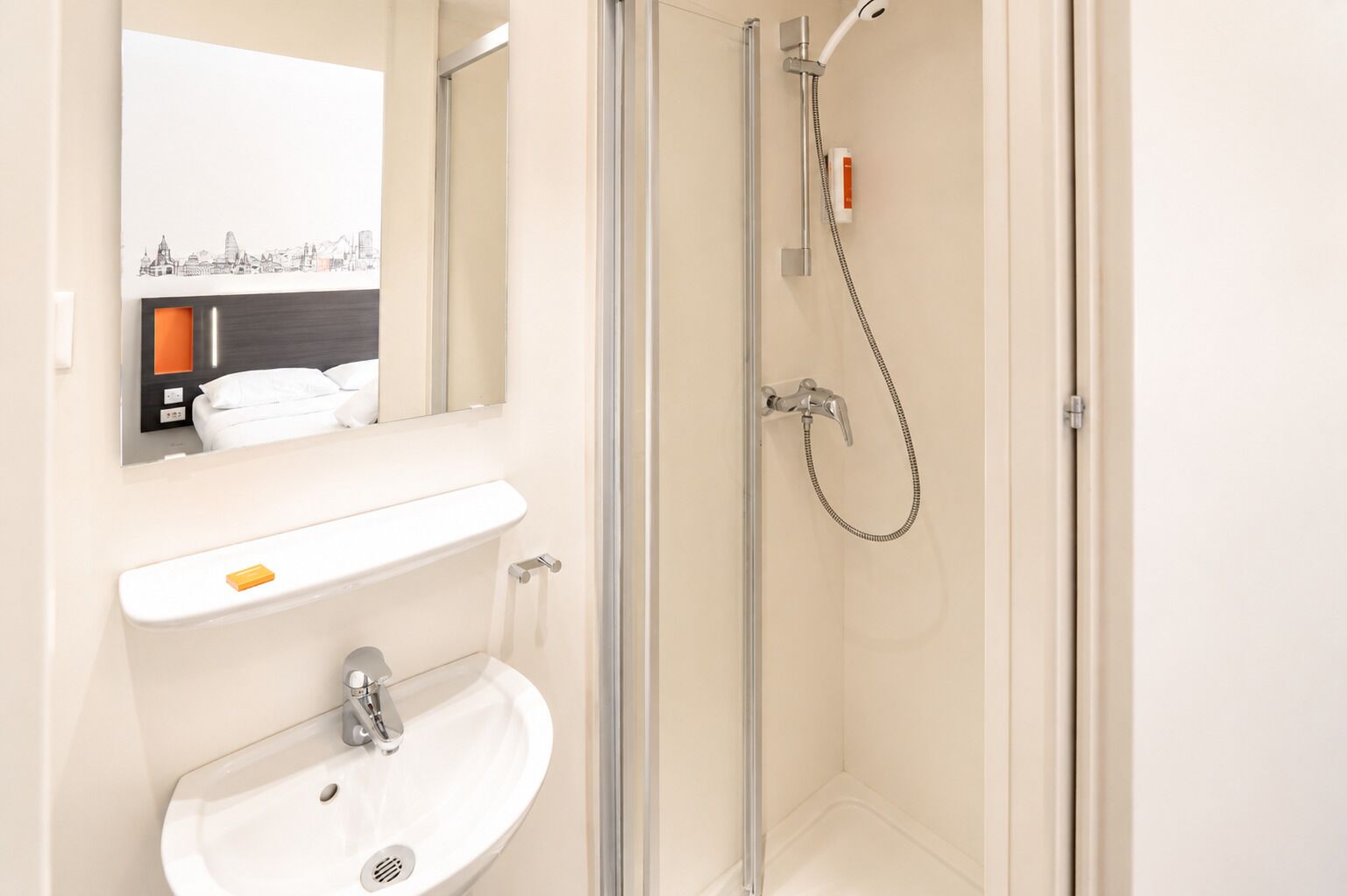 Photo - easyHotel Zürich City Limmatplatz