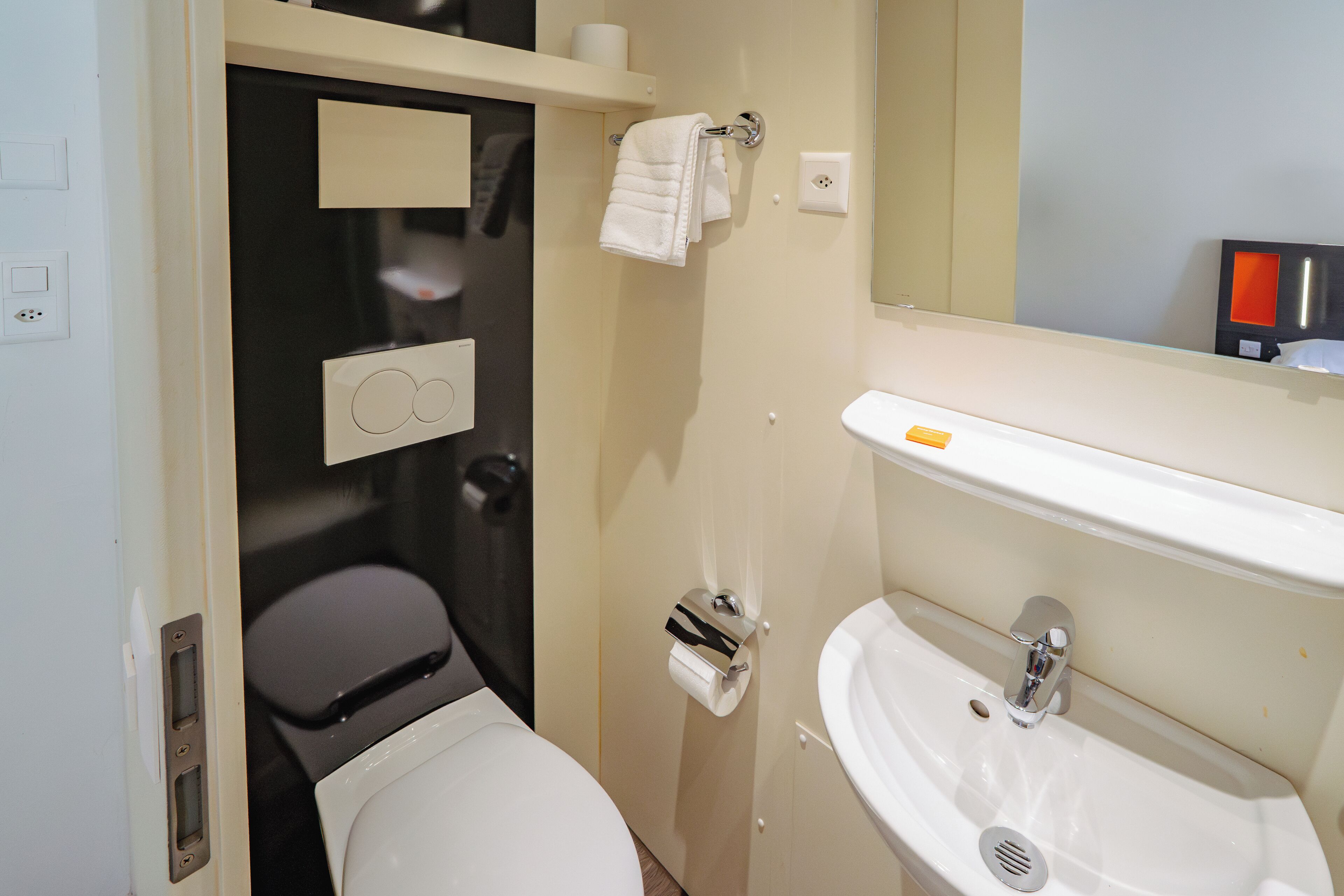 Foto - easyHotel Zürich City Limmatplatz