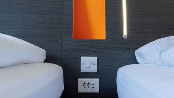City Twin Room, 2 Twin Beds, Non Smoking | Room amenity