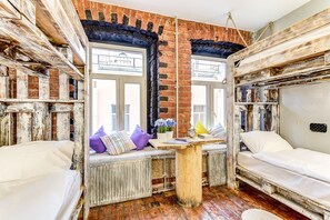 Gemeinsamer Schlafsaal, Nur Frauen (Bed in 8-Bed Dormitory) | Verdunkelungsvorhänge, schallisolierte Zimmer, Bügeleisen/Bügelbrett