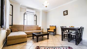 1 bedroom, premium bedding, in-room safe, individually decorated