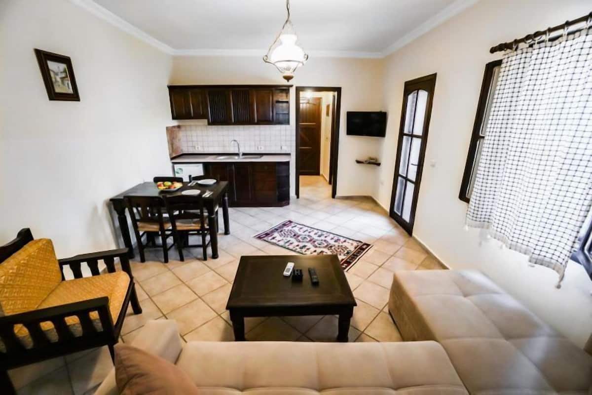 Familienapartment | 1 Schlafzimmer, hochwertige Bettwaren, Zimmersafe, individuell dekoriert