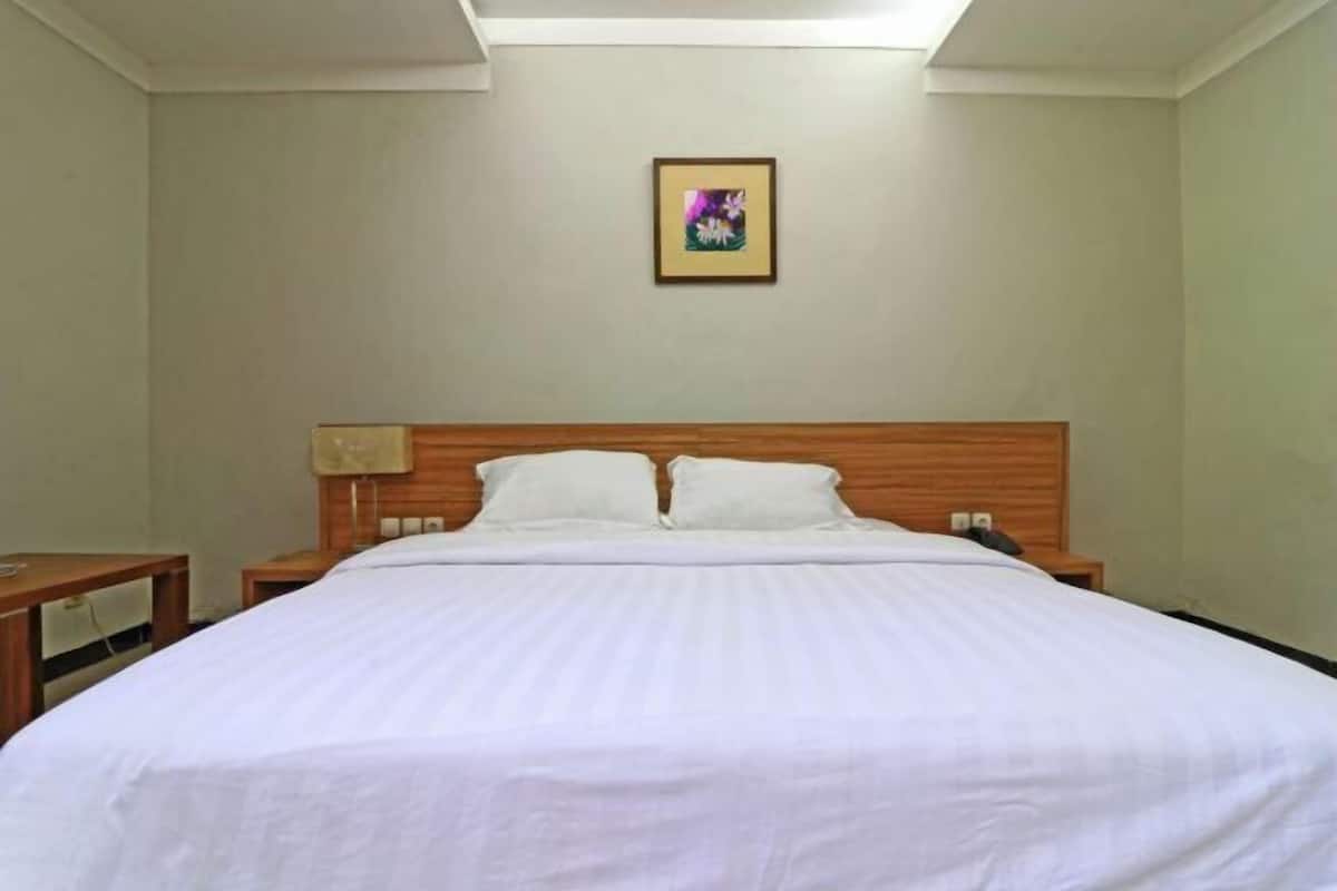 Roupas de cama premium, frigobar, escrivaninha, Wi-Fi de cortesia
