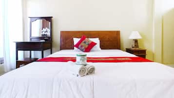 Habitación Deluxe doble, balcón | Escritorio, wifi gratis, ropa de cama