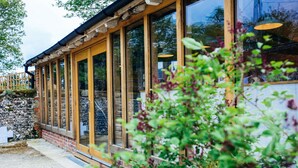 Café - Byre Cottages and Cafe Museum (Pulborough)