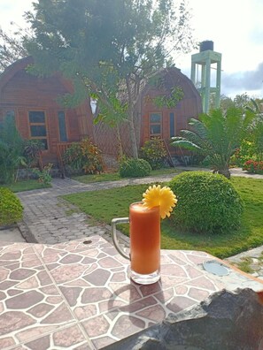 Property grounds - Ekas Garden Bungalow (Jerowaru)