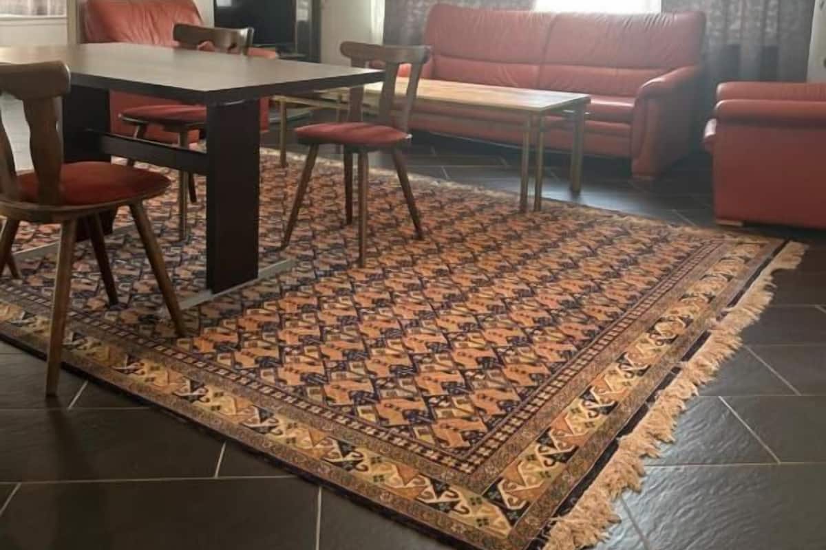 3 room apartment (2 sleeping rooms, 1 living room)