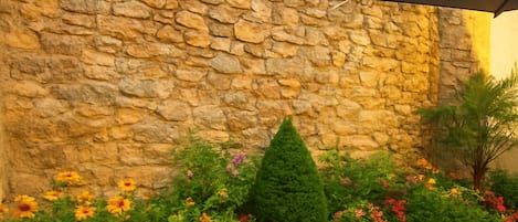 Apartment, 2 Bedrooms | Terrace/patio