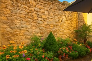 Departamento, 2 habitaciones | Terraza o patio