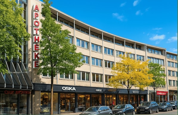 Apartment, 2 Bedrooms | Bathroom | Shower, free toiletries, hair dryer - Apartment Osterstraße 324 eins (Hannover)