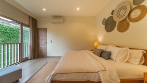 Villa Luxury, 2 camere da letto, vista piscina | 3 camere, una cassaforte in camera, una scrivania, Wi-Fi gratuito