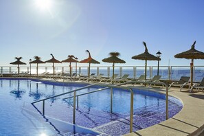 Outdoor pool - Universal Casa Marquesa (Ses Salines)