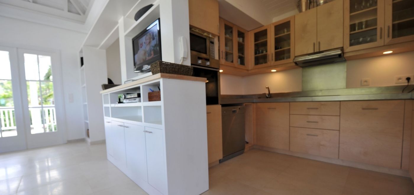 เตาประกอบอาหาร, เครื่องล้างจาน, เครื่องครัว/จาน/ช้อนส้อม