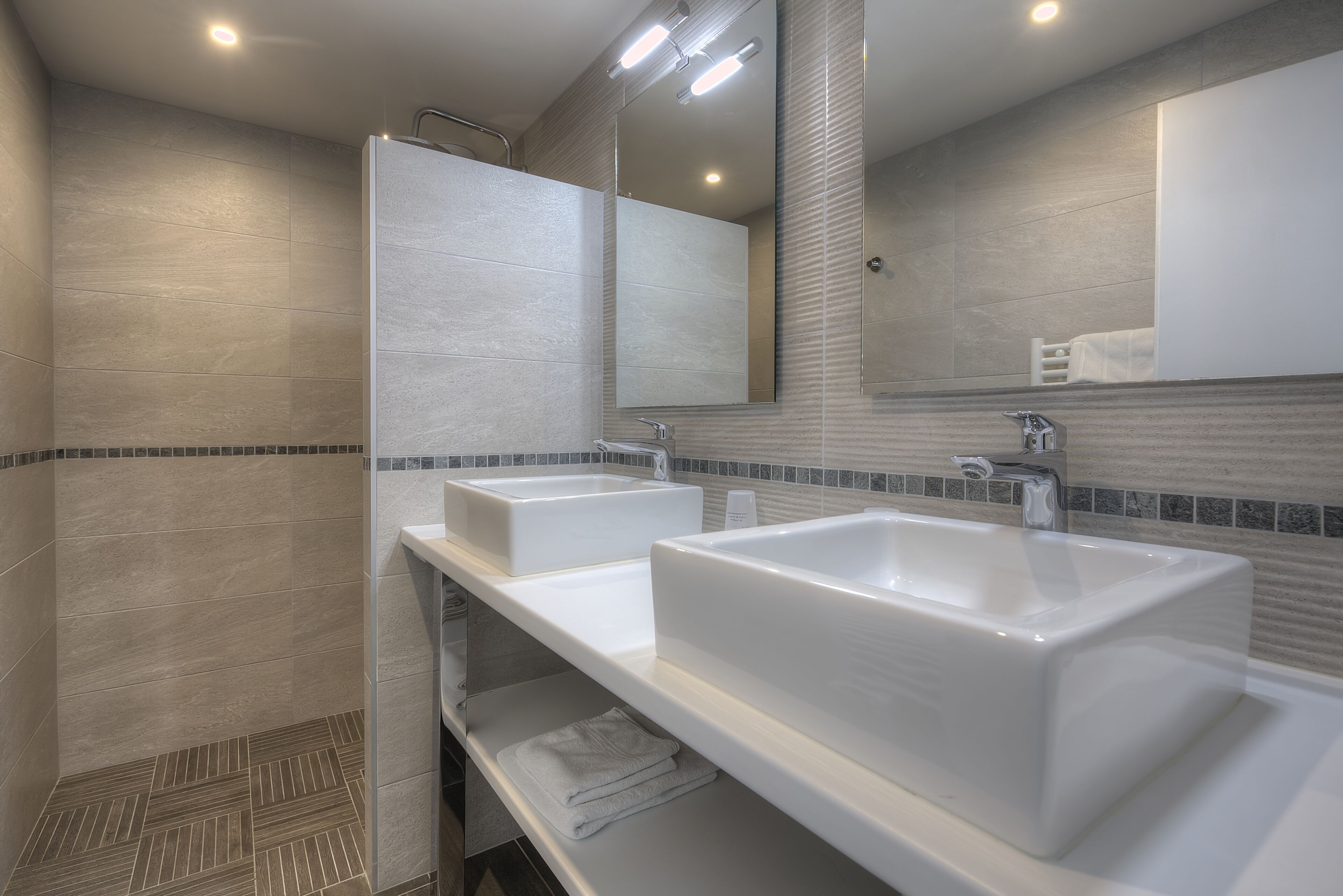 superior double room, 1 queen bed | bathroom | shower, free toiletries, hair dryer, towels