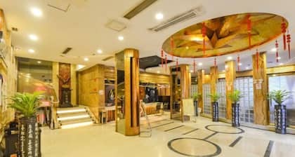 Huijin Business Hotel