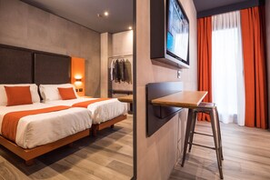 Standard Twin Room | 1 bedroom, down comforters, minibar, in-room safe - J24 Hotel Milano (Milan)