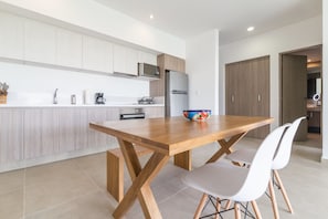 Condo, 1 King Bed, Non Smoking | Private kitchen | Full-sized fridge, microwave, stovetop, coffee/tea maker - Solea by CocoBR (Playa del Carmen)