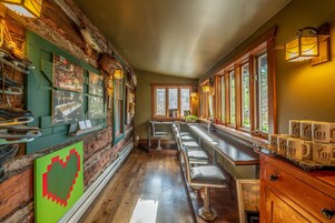 Free daily full breakfast